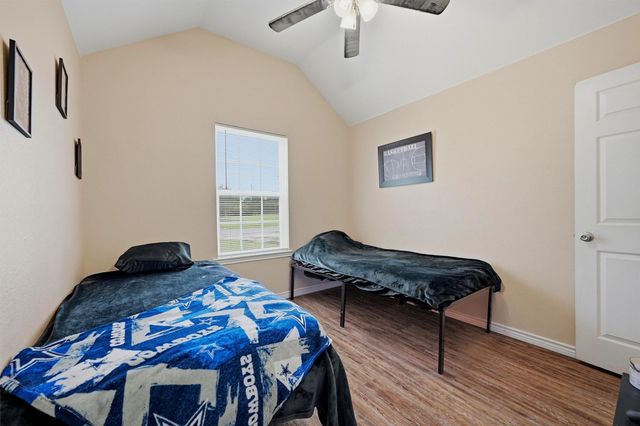 508 Simpson Drive, Southmayd, TX 75092
