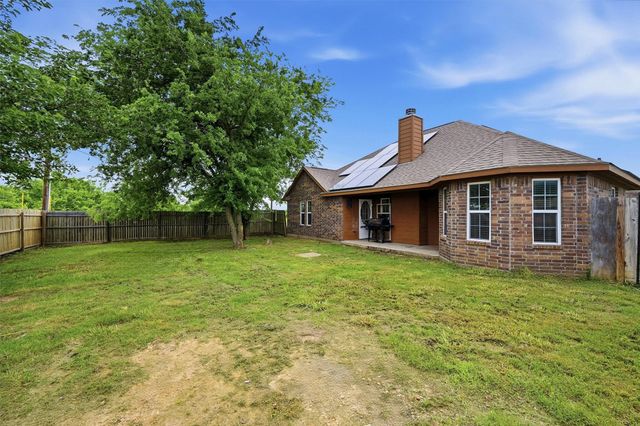 508 Simpson Drive, Southmayd, TX 75092