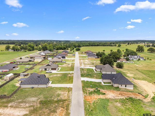 11905 Tara Lane, Lindale, TX 75771