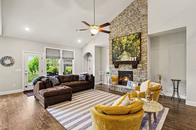 5470 Pisano St, Mount Juliet, TN 37122