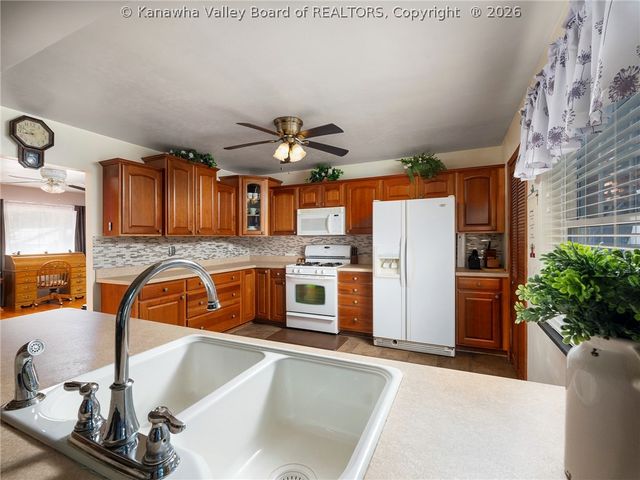 6A Washington Avenue, Nitro, WV 25143