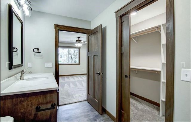 703 Sequoia Drive, Altoona, WI 54720