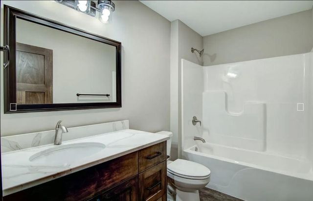 703 Sequoia Drive, Altoona, WI 54720