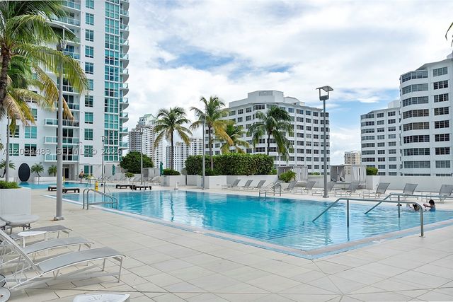 951 Brickell Ave 605, Miami, FL 33131
