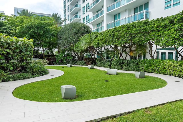 951 Brickell Ave 605, Miami, FL 33131