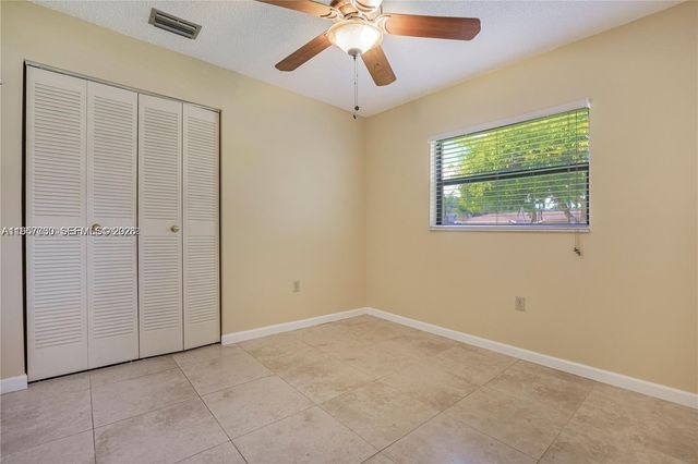 568 SW 169th Ter 568, Weston, FL 33326