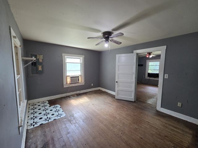 4101 Woodbury Pike, Murfreesboro, TN 37127