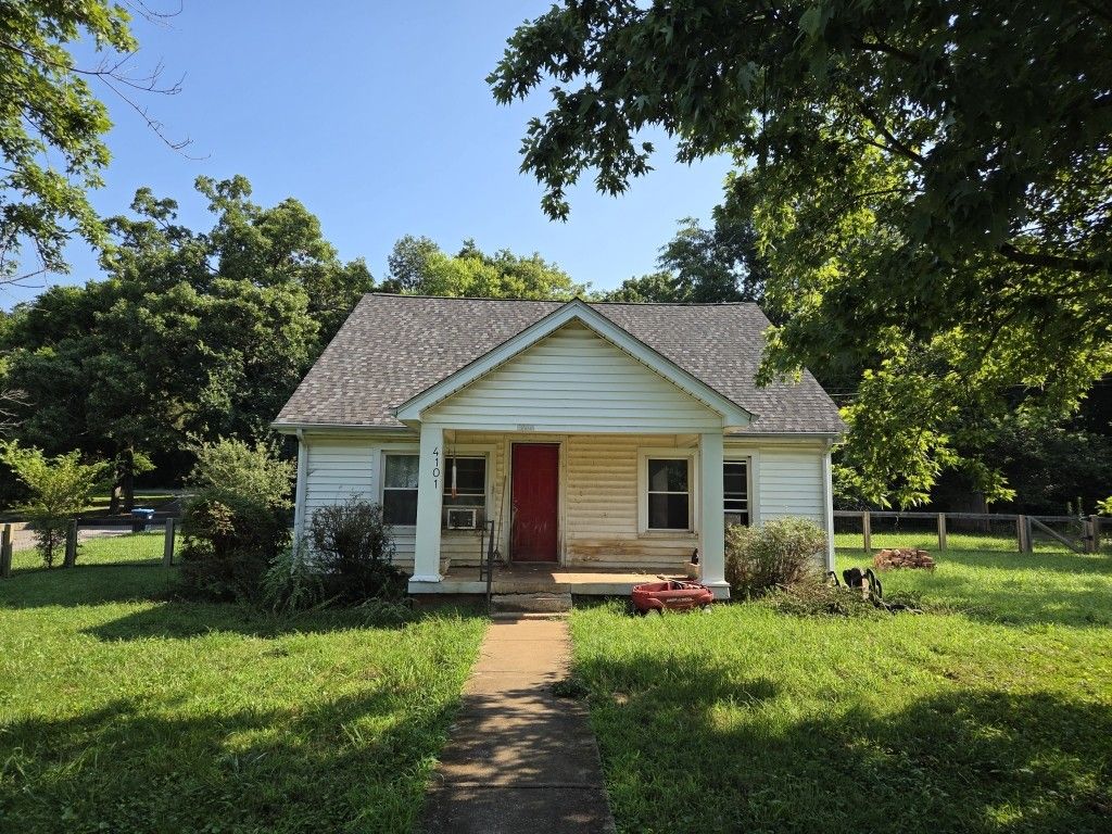 4101 Woodbury Pike, Murfreesboro, TN 37127