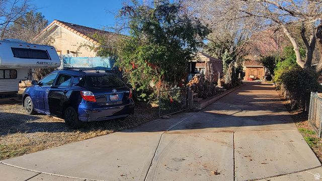 565 S 250 E, Ivins, UT 84738