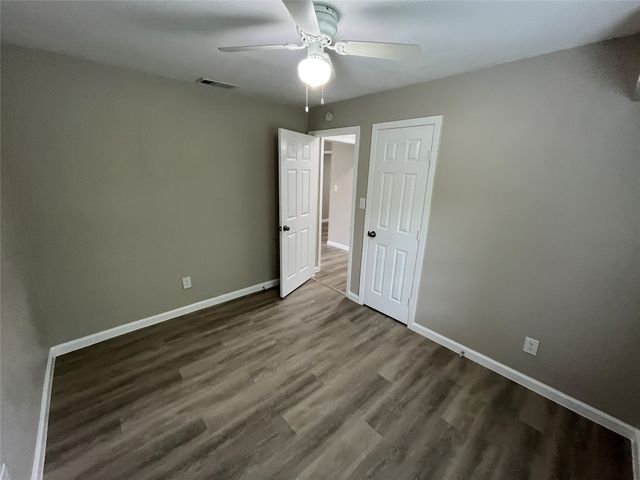 1201 Rose Garden Avenue, Dallas, TX 75217