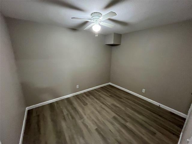 1201 Rose Garden Avenue, Dallas, TX 75217