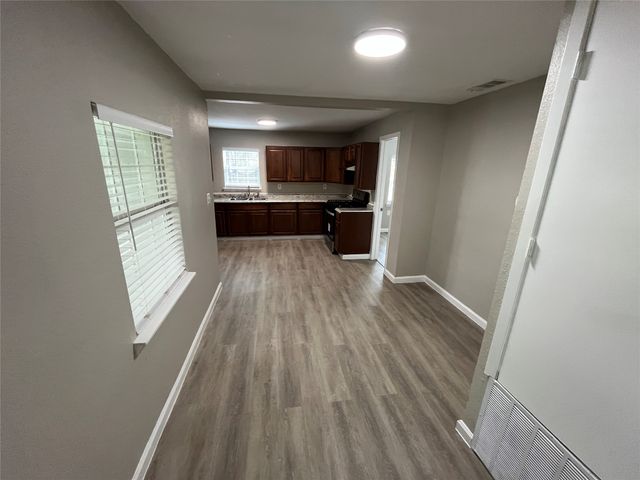 1201 Rose Garden Avenue, Dallas, TX 75217