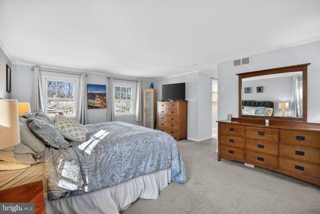 1760 TEAROSE LN, Cherry Hill, NJ 08003