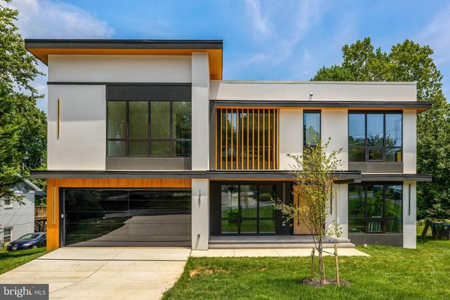 1451 COLA DR, Mclean, VA 22101