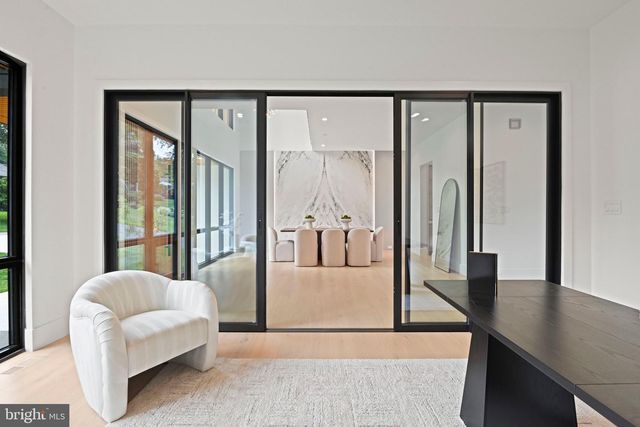 1451 COLA DR, Mclean, VA 22101