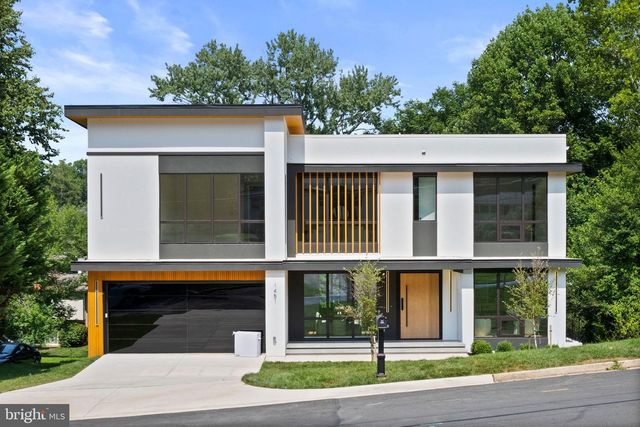 1451 COLA DR, Mclean, VA 22101