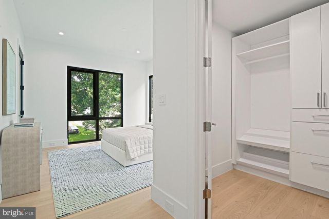 1451 COLA DR, Mclean, VA 22101