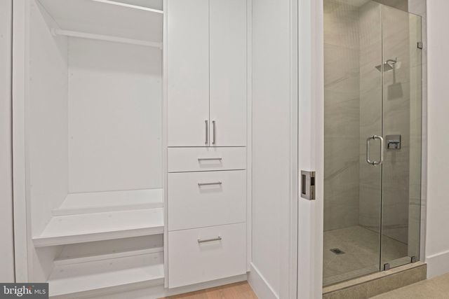 1451 COLA DR, Mclean, VA 22101