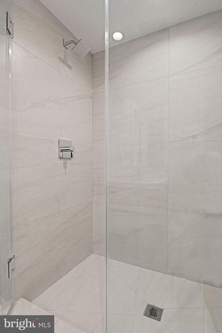 1451 COLA DR, Mclean, VA 22101