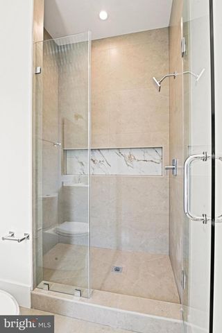 1451 COLA DR, Mclean, VA 22101