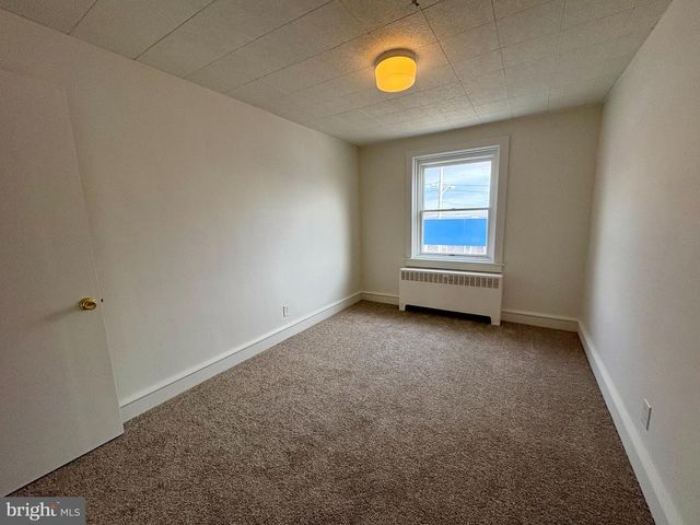 647 N READING AVE, Boyertown, PA 19512