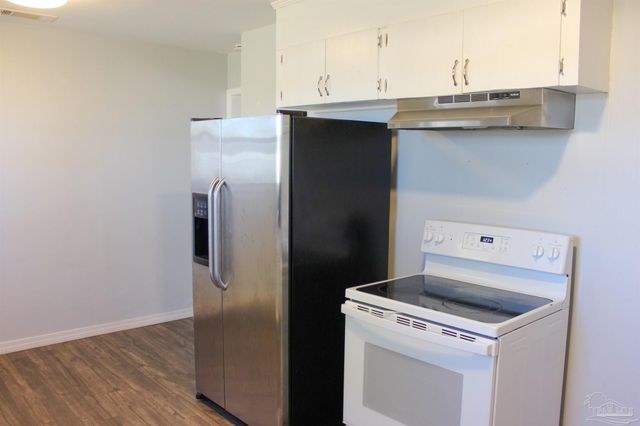 141 Holt St, Flomaton, AL 36441