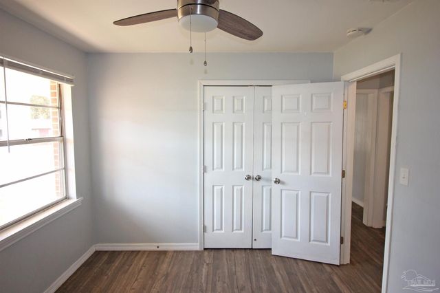 141 Holt St, Flomaton, AL 36441