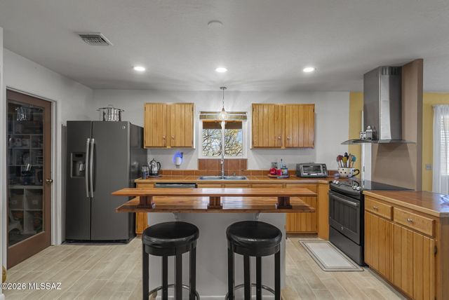 293 Calle Cappela, Rio Rico, AZ 85648