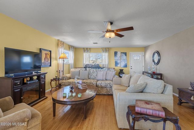 293 Calle Cappela, Rio Rico, AZ 85648