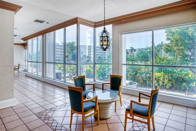 18021 Biscayne Boulevard 1604, Aventura, FL 33160