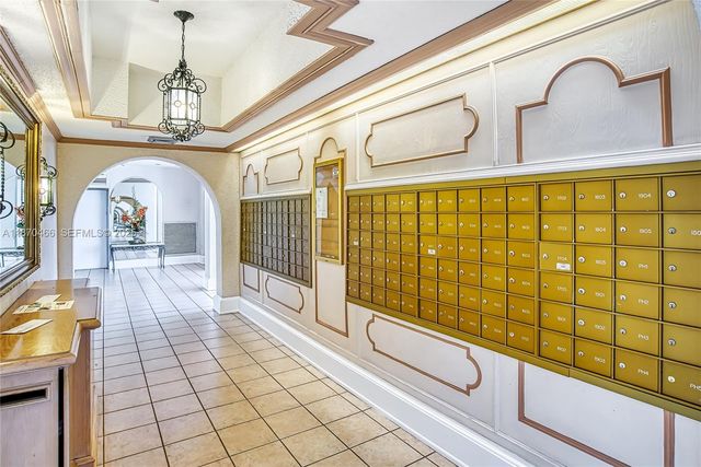18021 Biscayne Boulevard 1604, Aventura, FL 33160