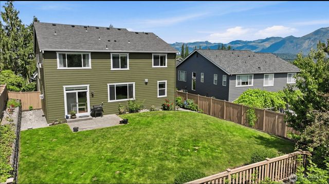 7513 Pinnacle Place SE, Snoqualmie, WA 98065