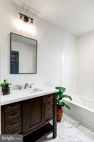 1904 E PENNSYLVANIA AVE, Lebanon, PA 17042