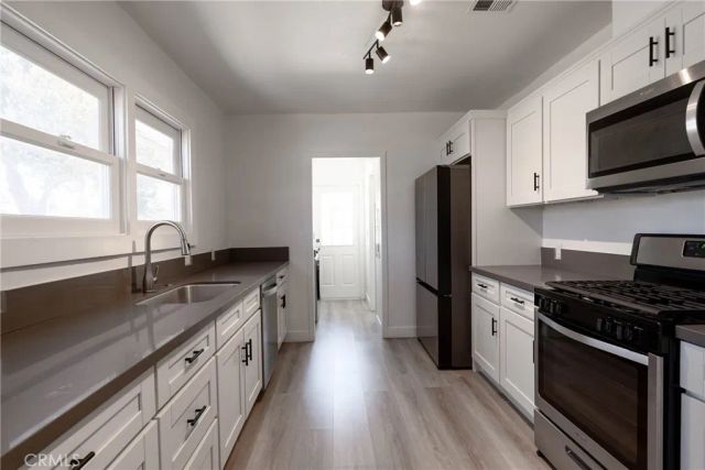 1104 W Palm Avenue, Orange, CA 92868