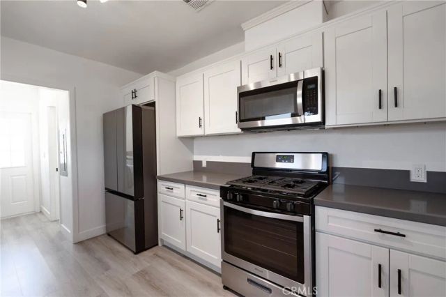 1104 W Palm Avenue, Orange, CA 92868