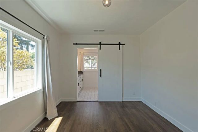 1104 W Palm Avenue, Orange, CA 92868