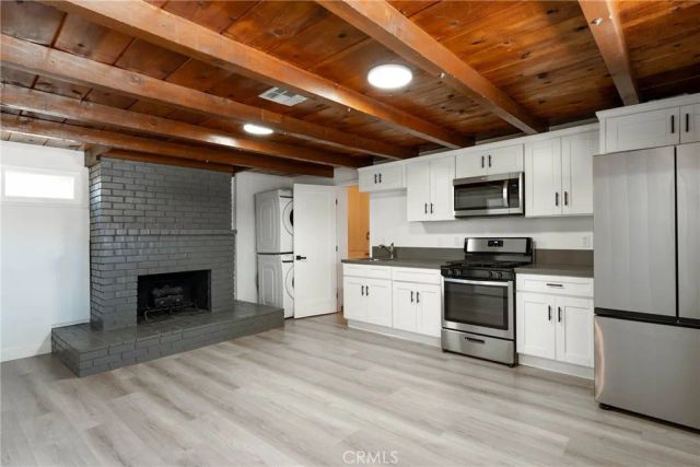 1104 W Palm Avenue, Orange, CA 92868