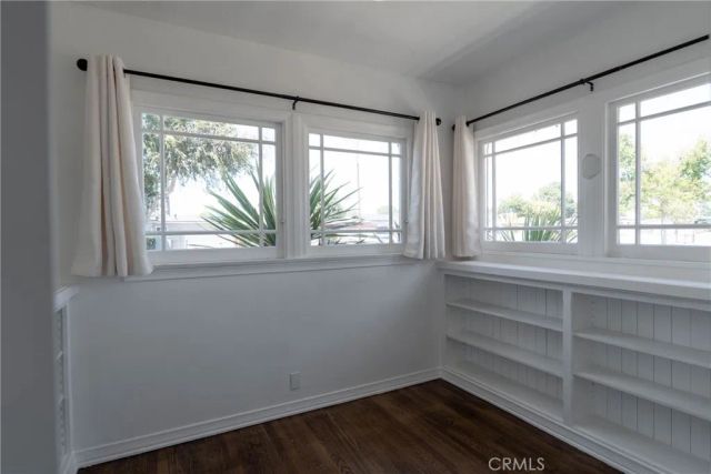 1104 W Palm Avenue, Orange, CA 92868