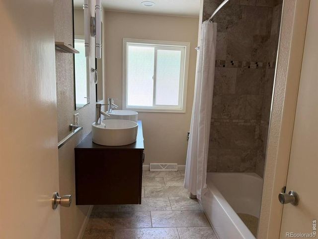323 Douglas Street, Wray, CO 80758