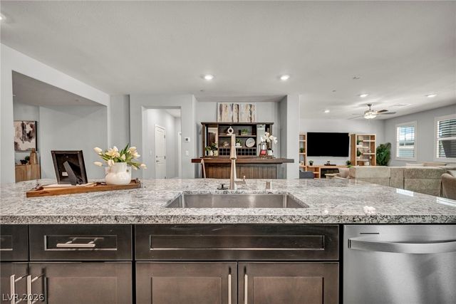 1137 Green Lovebird Street, Henderson, NV 89011