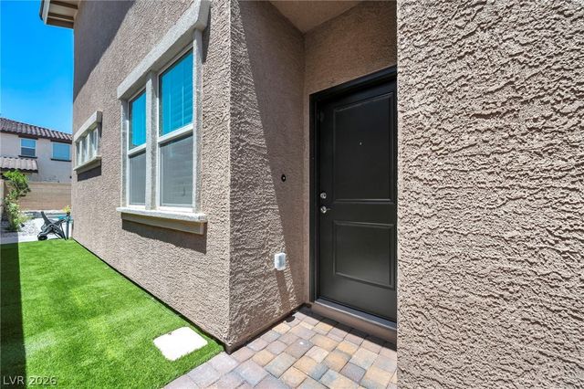 1137 Green Lovebird Street, Henderson, NV 89011