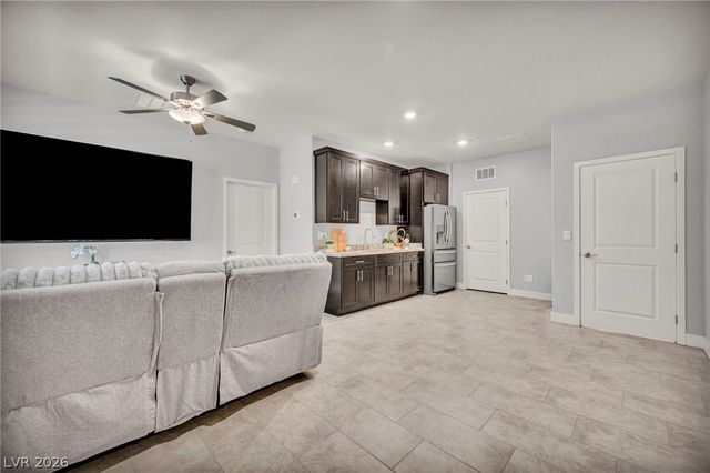 1137 Green Lovebird Street, Henderson, NV 89011