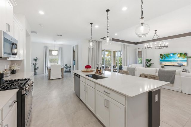 19230 Rolling Acres Road, Loxahatchee, FL 33470