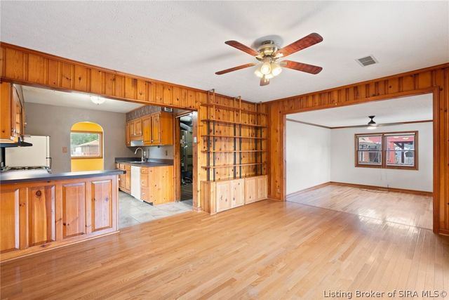 3126 Taylor Drive, Clarksville, IN 47129