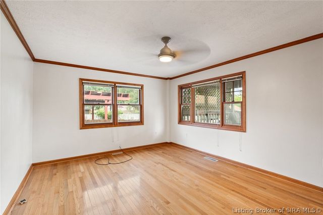 3126 Taylor Drive, Clarksville, IN 47129