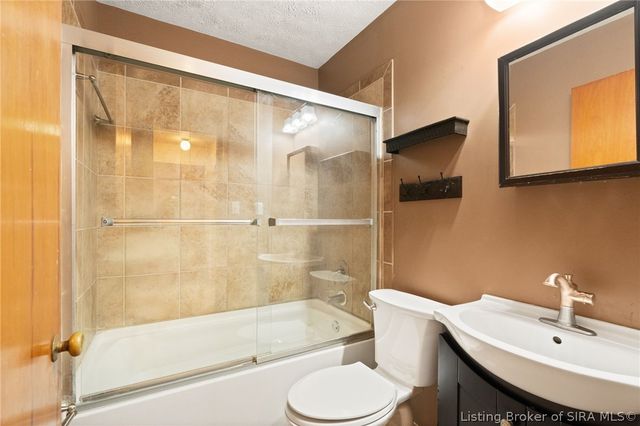 3126 Taylor Drive, Clarksville, IN 47129