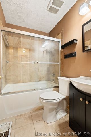 3126 Taylor Drive, Clarksville, IN 47129