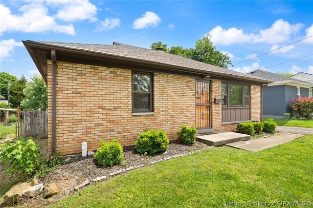 3126 Taylor Drive, Clarksville, IN 47129