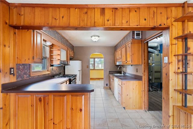3126 Taylor Drive, Clarksville, IN 47129