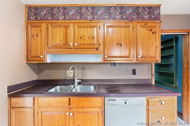 3126 Taylor Drive, Clarksville, IN 47129